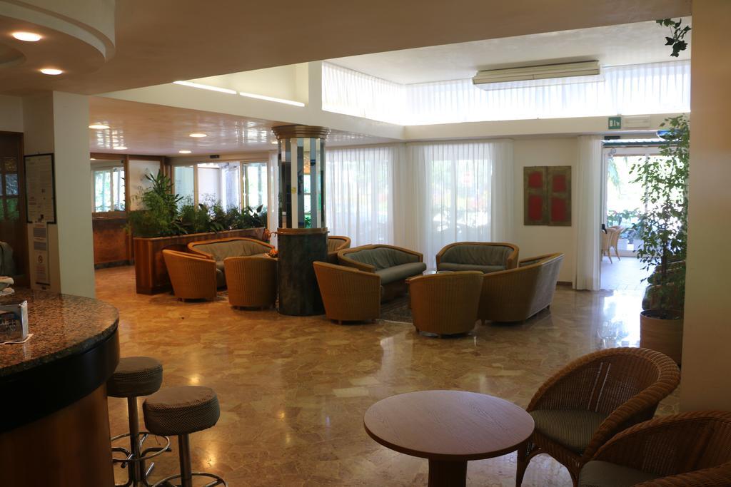 Hotel Smeraldo Lignano Sabbiadoro Eksteriør bilde
