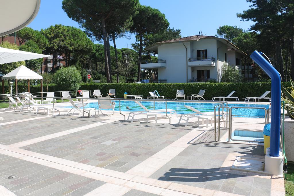 Hotel Smeraldo Lignano Sabbiadoro Eksteriør bilde